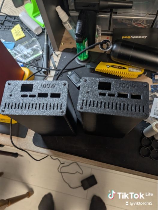 Потужний павербанк 100W PD на 15 акумуляторах Samsung 35E + BMS