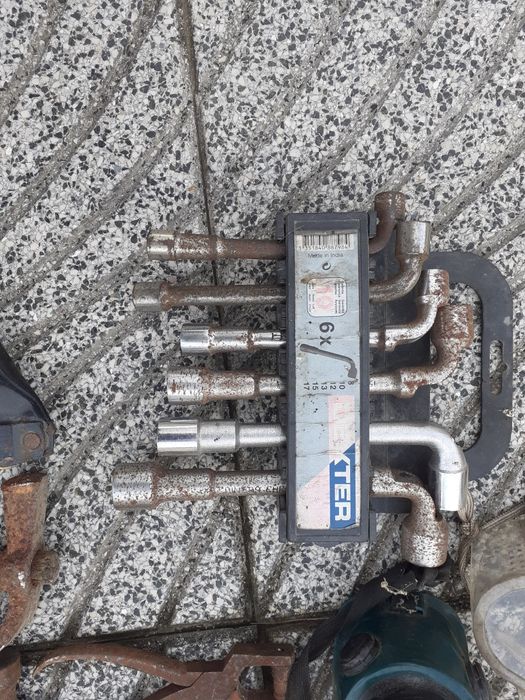 Lote de ferramentas usadas+cabos de bateria  novos