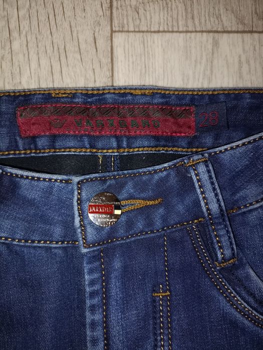 Продам зимние джинсы