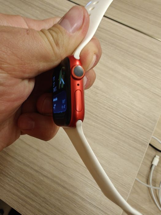 Apple watch 6 red