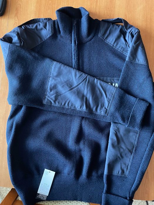 Sweter służbowy – rozmiar 104-110/188