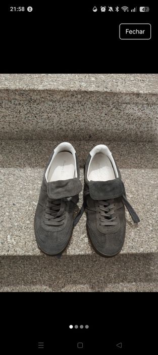 Sapatilhas camurça cinzenta