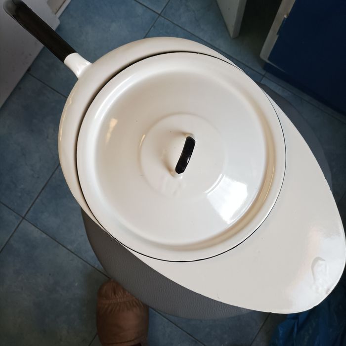 Nocnik basen sanitarny z pokrywką