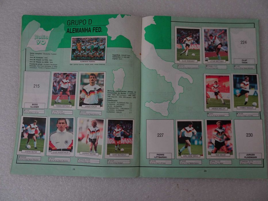 Caderneta de cromos de futebol Itália 90 - Euroflash faltam 185 cromos
