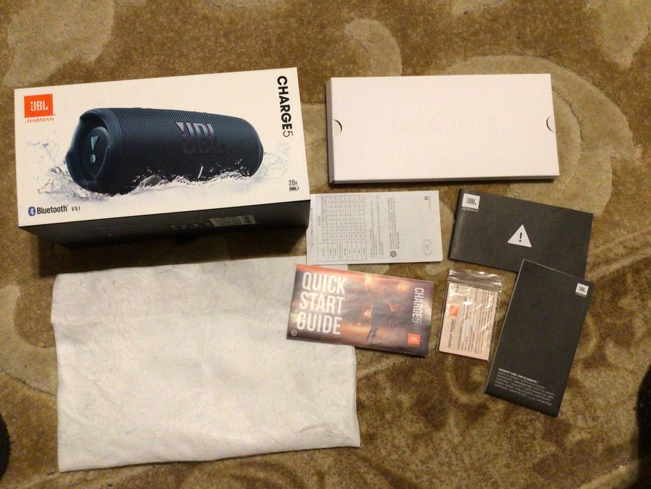JBL Charge 5 (bluetooth-колонка)