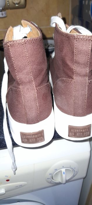 Tenis com plataforma