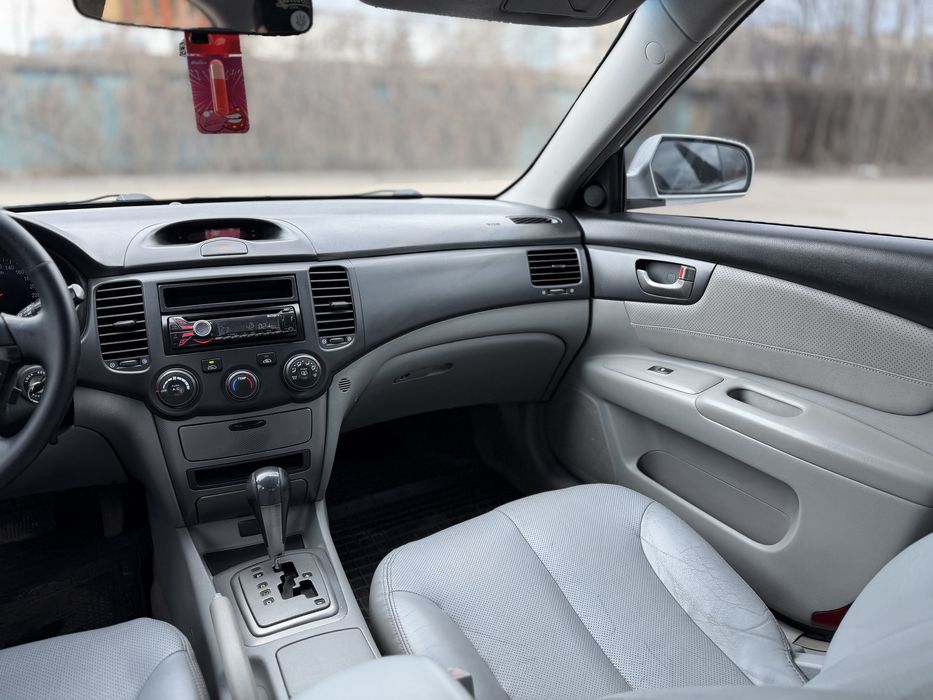 Kia Magentis 2.7 Автомат один власник  з салону
