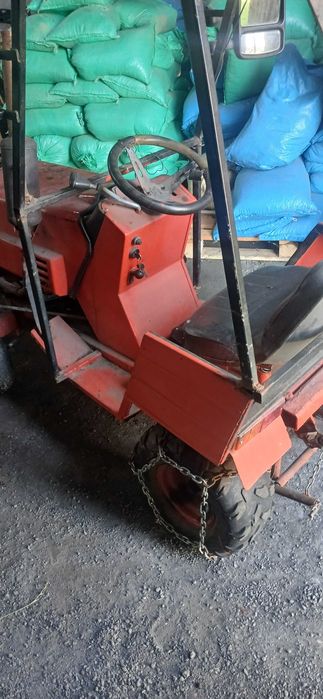 traktorek ogrodniczy