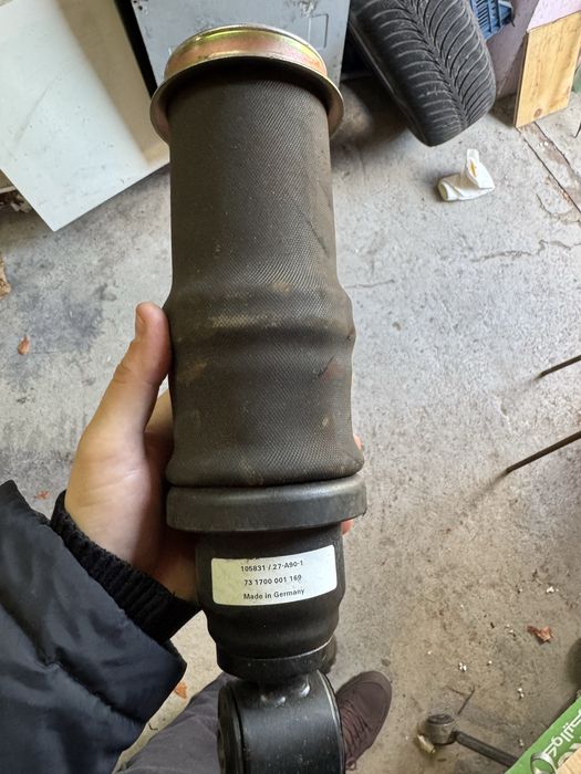 Арматизатор кабины (подушка) маз544008