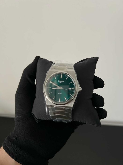 Relógio Tissot PRX — novo com caixa e certificado