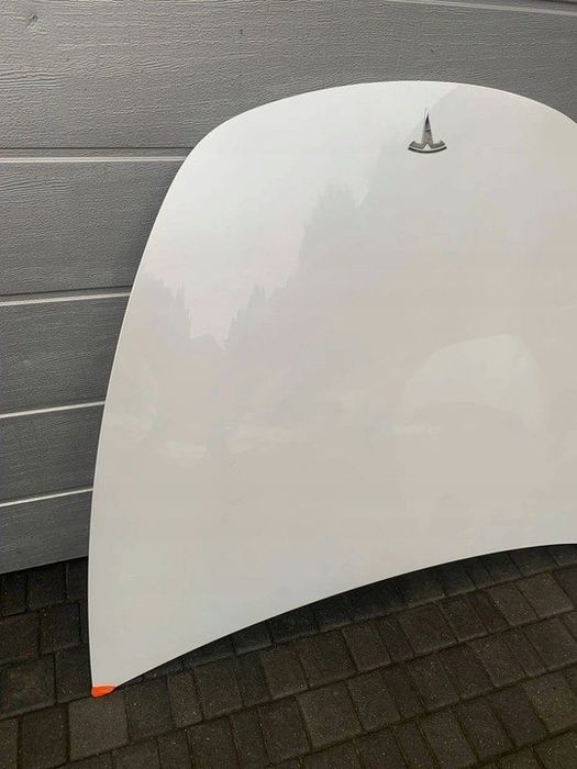 Tesla Model Y капот - рест/ до рест