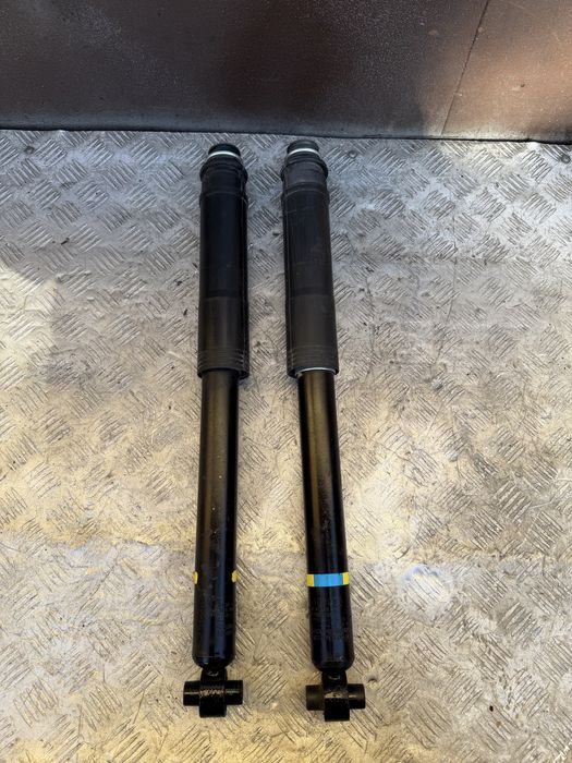 Тойота королла 16 год toyota corolla пробег 40 тыс задний амортизатор