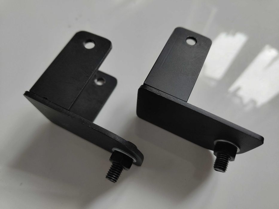 Fanatec CSL DD, uchwyty do tłumików