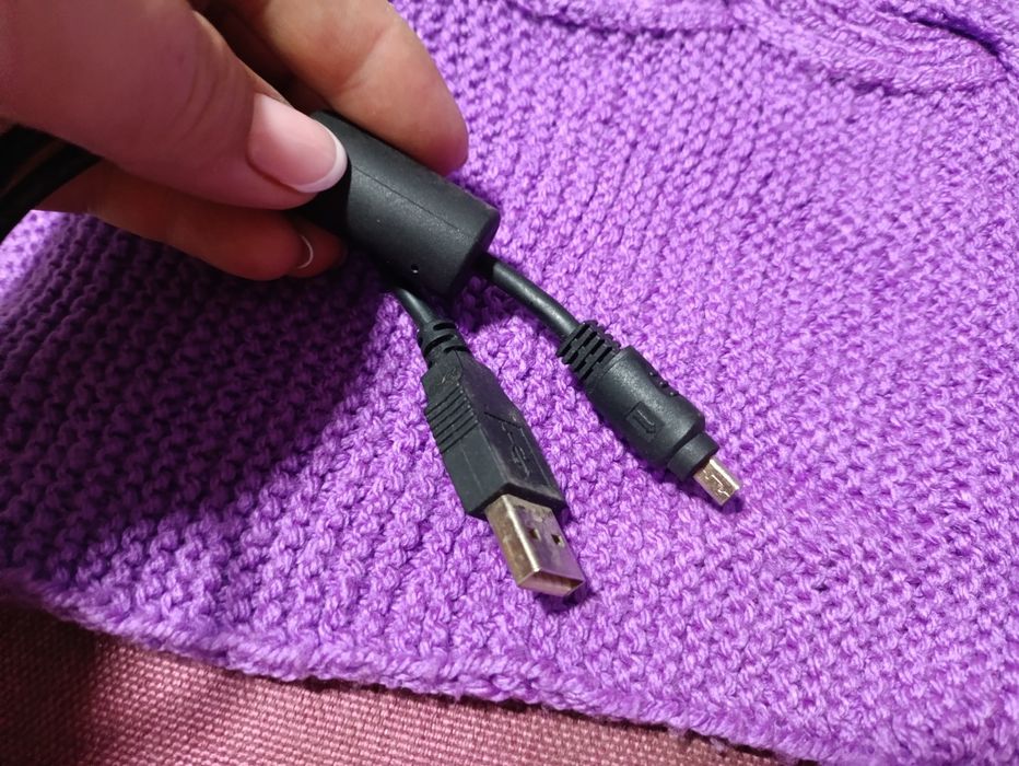 Кабель USB для цифрової фотокамери