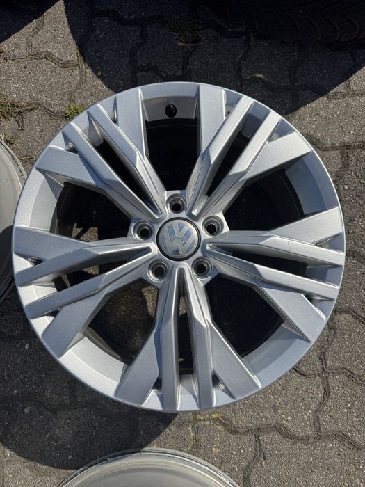 Диски R17 17 5 112 Volkswagen Passat Alltrack 3G B7 B8 Пассат Тігуан Tiguan Touran Sharan Фольксваген