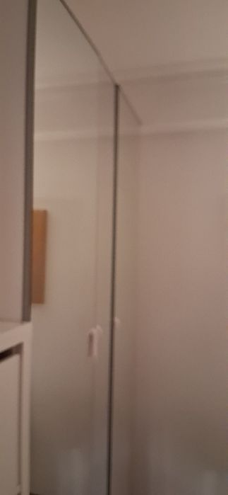 Roupeiro 2,36 portas de espelho