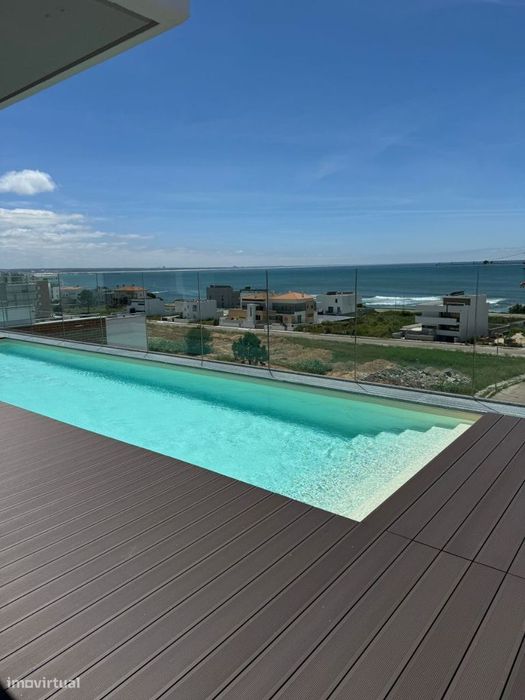 Apartamento T2 com varanda e parqueamento, condominio com piscina, ...