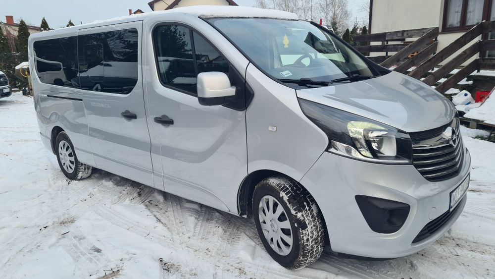 Wypożyczalnia samochodów 9os dostawcze