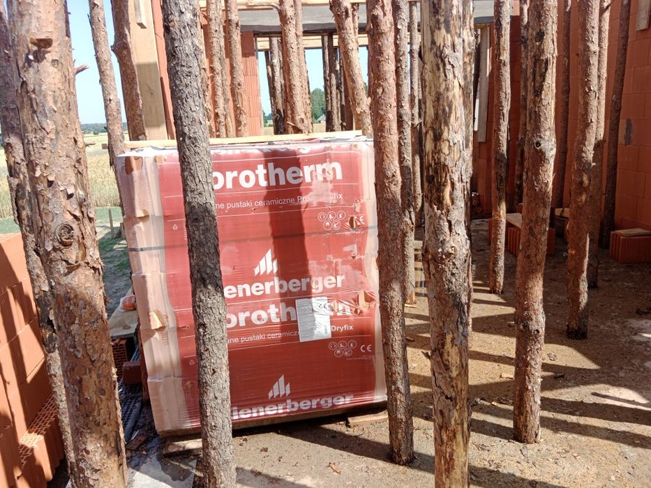 Stemple drewniane nowe