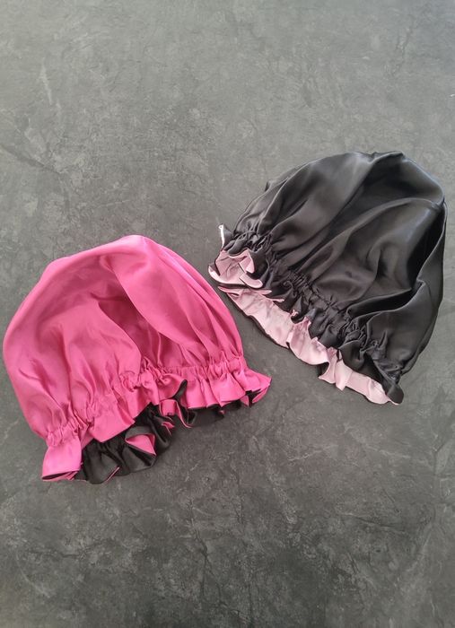 Satynowy czepek do spania