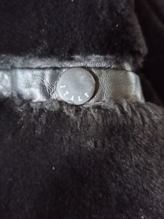 Продам кожанку Dsquared2 vintage