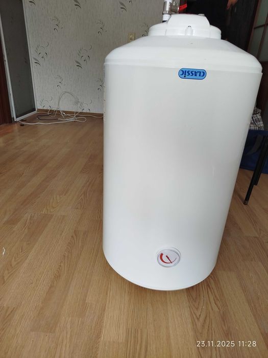 Продам бойлер 80 літрів