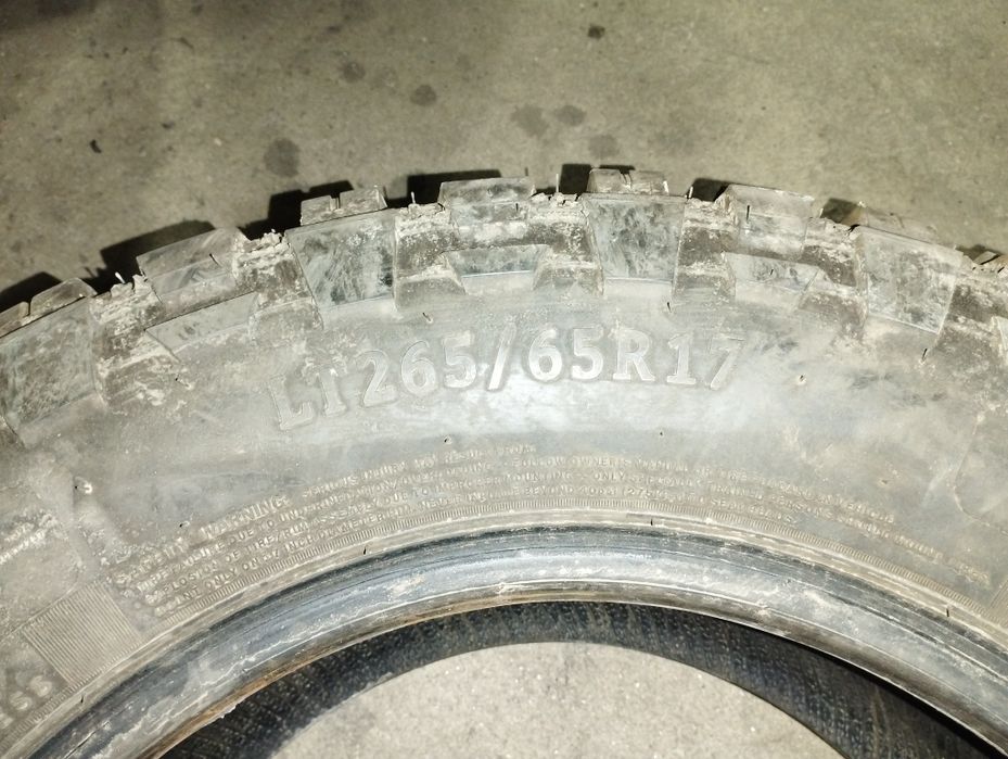 Vendo 4 pneus como novos  265-65 r17