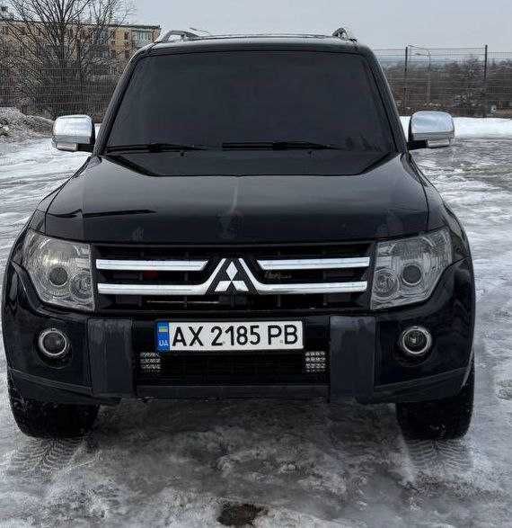 Mitsubishi Pajero Wagon 4