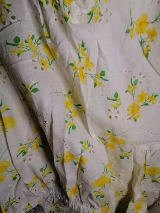 Довга сукня з лимонами