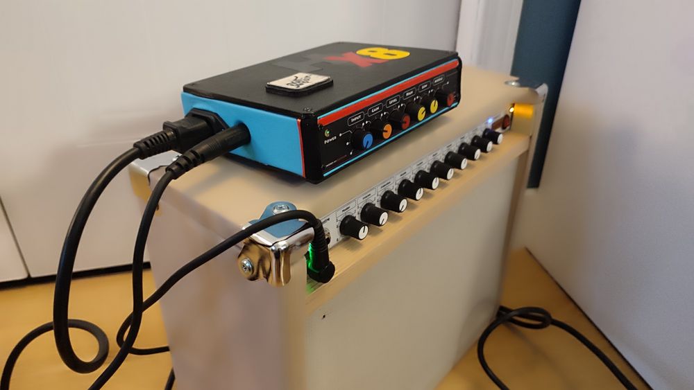 Distortion rock-metal z filtrem 30Hz