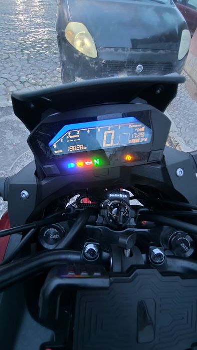 Vendo Honda 750X 2018