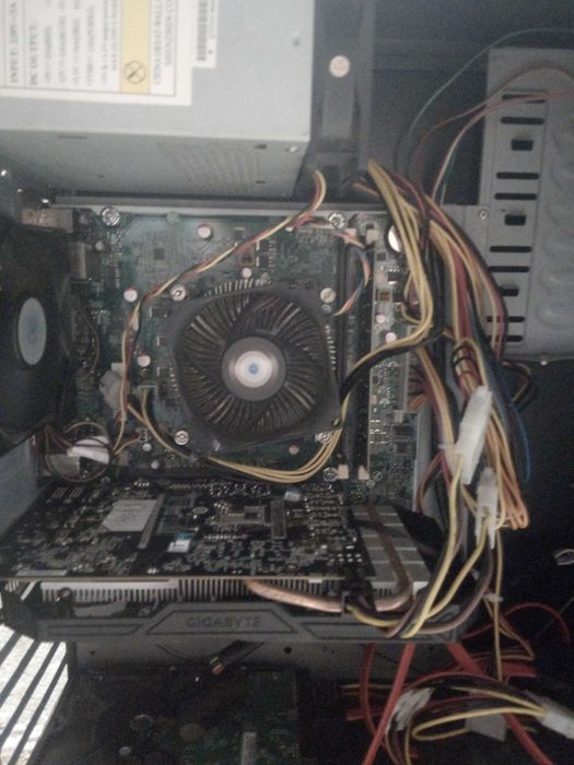 intel i5 gtx 10603gb 8ram SSD2403