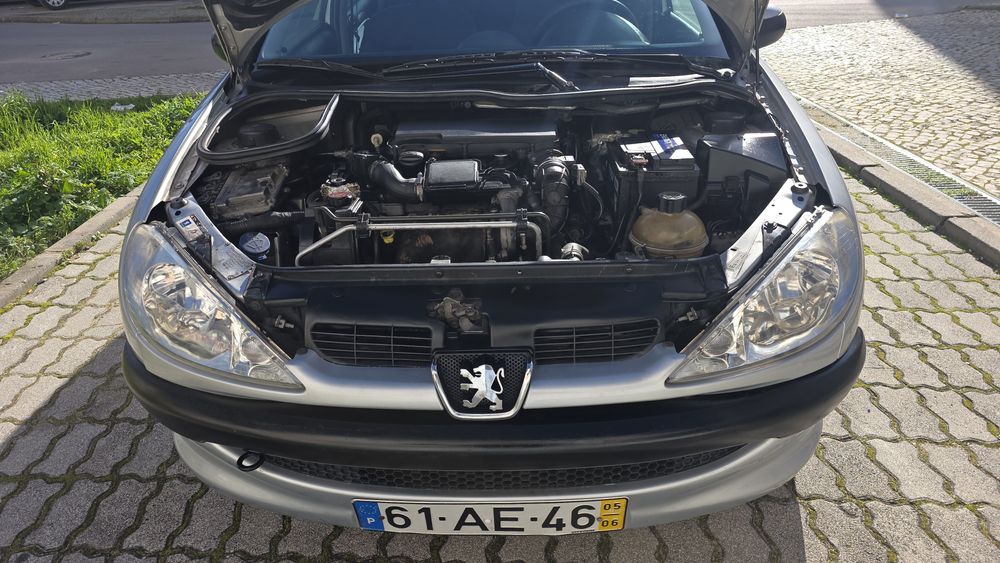 Peugeot 1.4 HDI  5 LUGARES