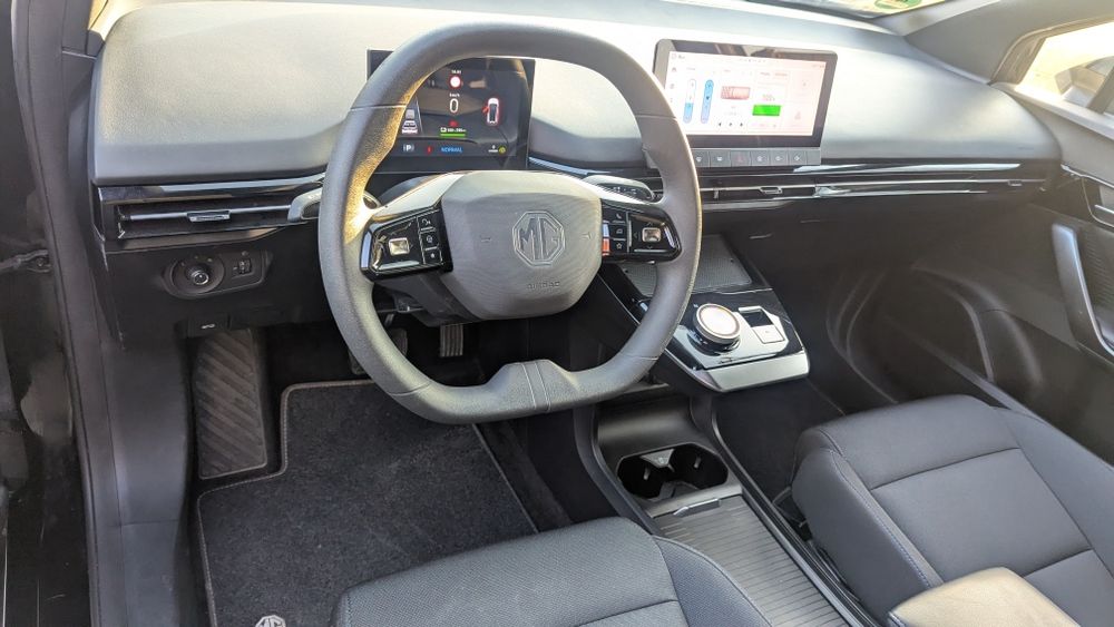 Продам електромобіль MG4