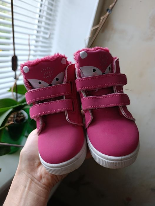 Продам тепленькі ботиночки 23 розміру