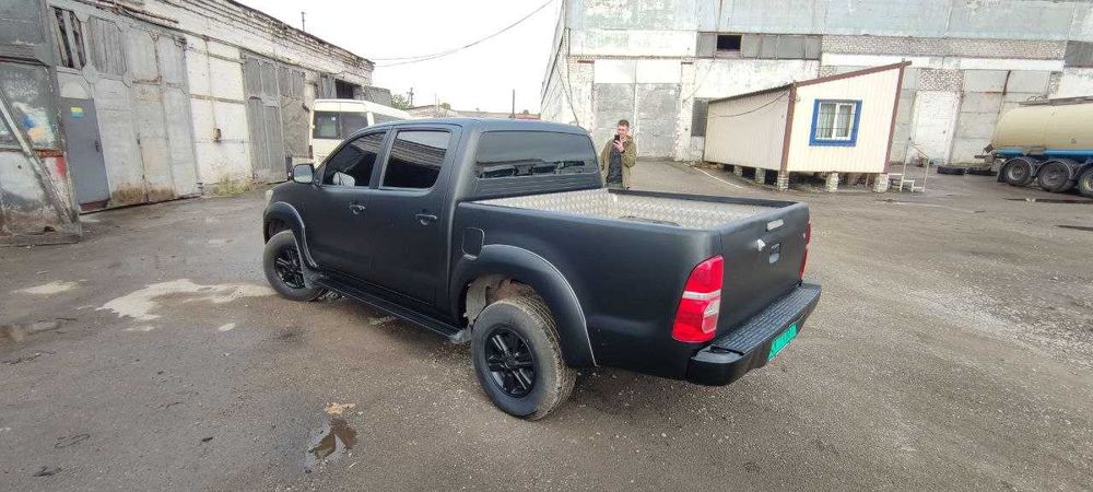 Оклейка авто чорний мат, сірий мат, темний камуфляж (камуфляж)