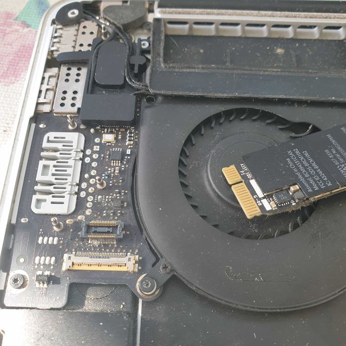 MacBook Pro 15" A1398 Keyboard Assembly, Remaining Parts Available on Request64551481212674123