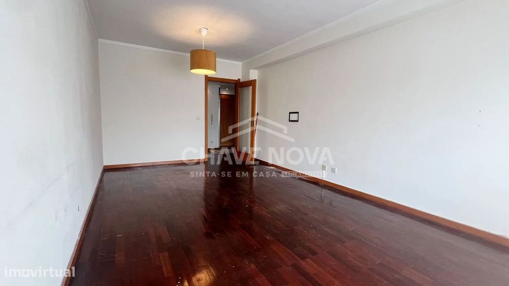 Apartamento T3 - Constituição - Porto