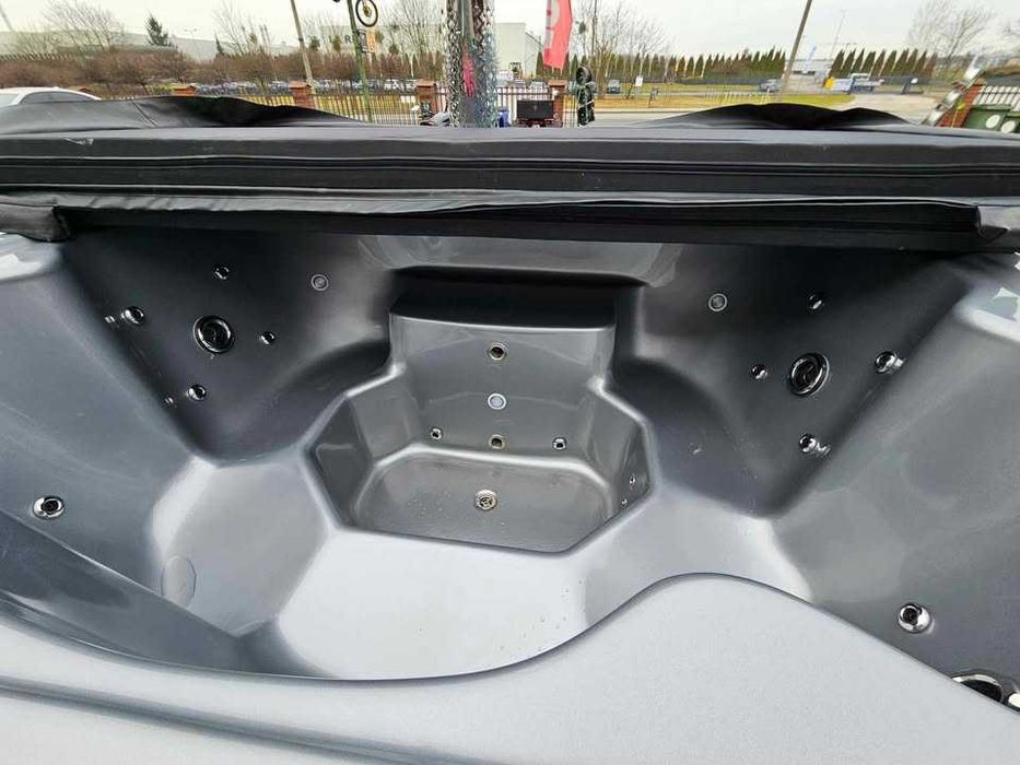 Balia akrylowa ogrodowa jacuzzi hottub spa wanna hydromasaż bania