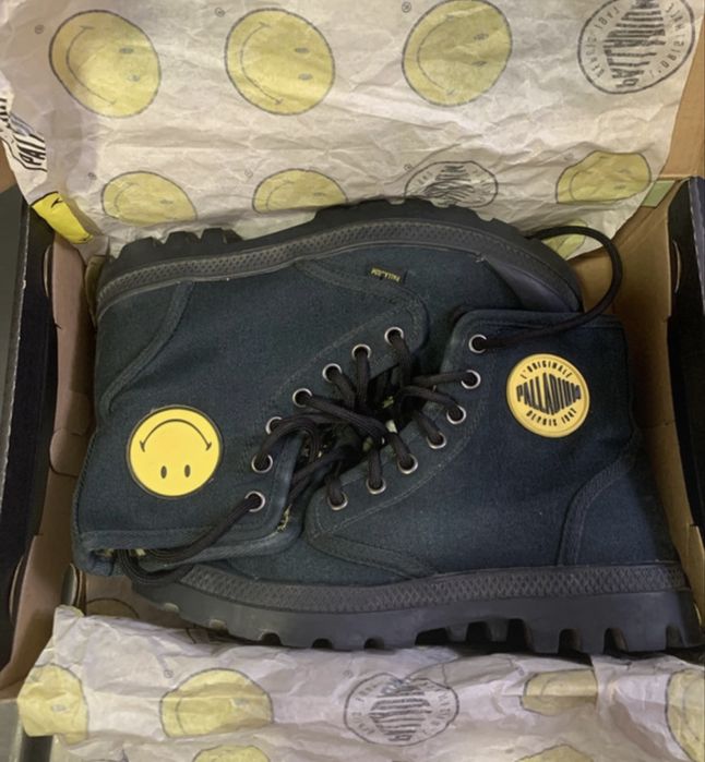 Botas Palladium Pampa Fest Pack Anthracite Smiley