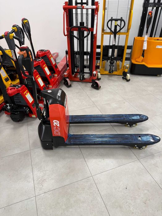 PALECIAK ELEKTRYCZNY HELI Wózek paletowy elektryczny 1500/ 2000kg 30Ah