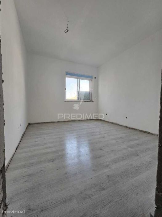 Apartamento T2 em Remodelação – Setúbal, São Sebastião — Castelo (Sesimbra), Setúbal