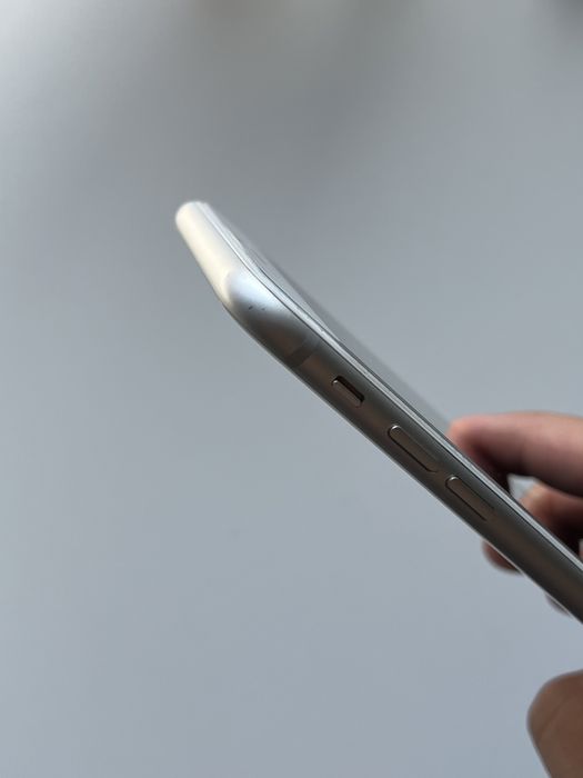 iPhone 8Plus 64GB biały+GRATISY!!