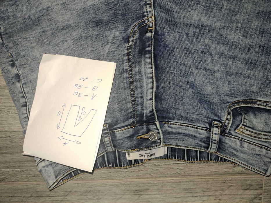 Damskie joggery jeansy Diverse