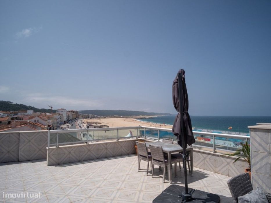 Apartamento T2 com Rooftop e Vista de 360º na Melhor Localização da...