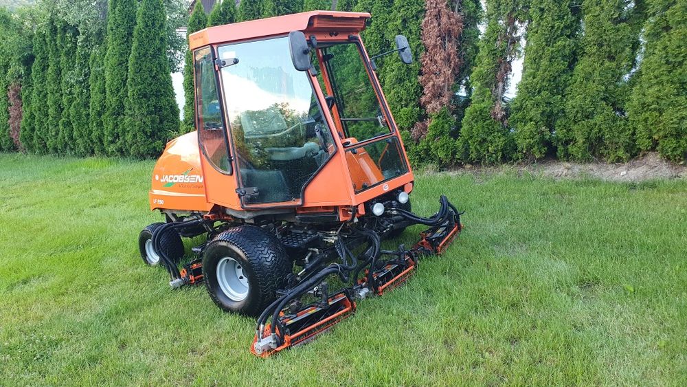 Kosiarka wrzecionowa Jacobsen LF 550