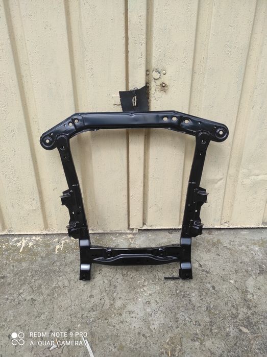 Подрамник балка підрамник передній Sandero Logan Сандеро Логан