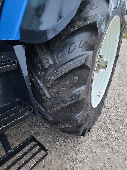 Opony 520/85R42  20.8R42 Kleber Traker
