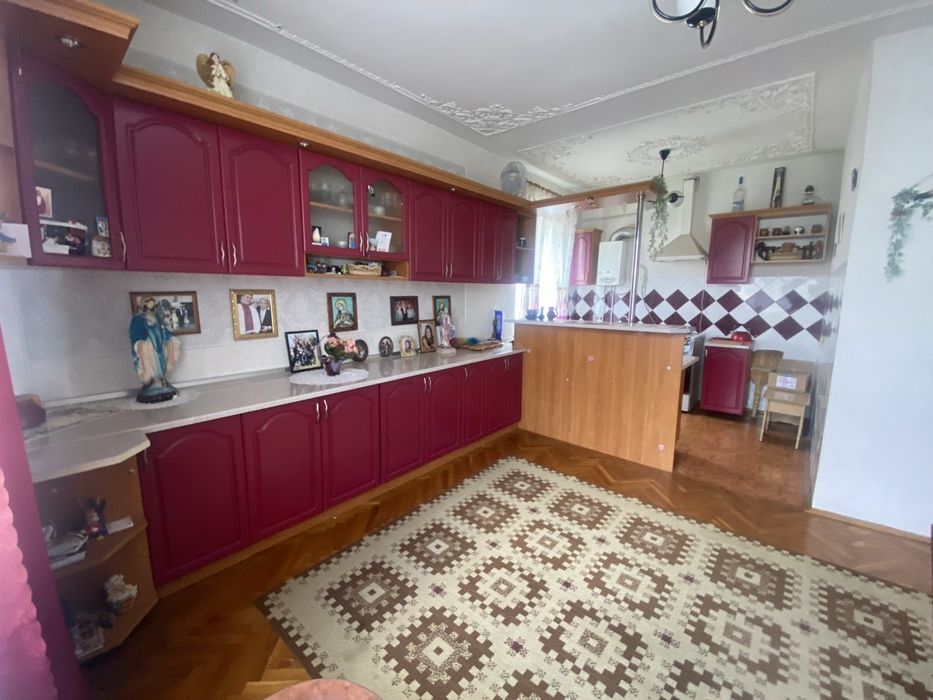 Продам цегляний будинок в м.Стрию