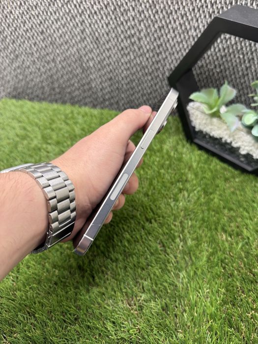 iPhone 15 Pro Max 256Gb Neverlock АКБ 92% White Titanium Айфон